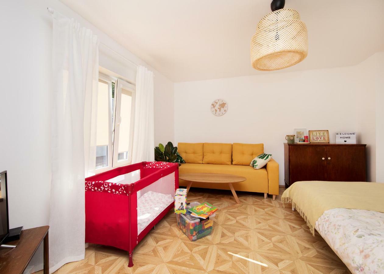 Cute Apartment, Next To Old Town, With Free Parking Ταλίν Εξωτερικό φωτογραφία
